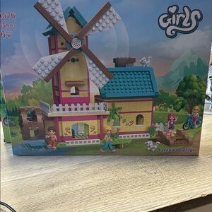 Girls Vacation Cottage Building Set